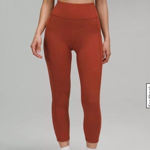 Invigorate High-Rise Crop 23"
In:   Cayenne